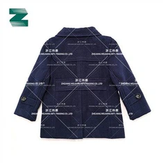 Płaszcz chłopięcy ze sztucznej wełny w jednolitym kolorze